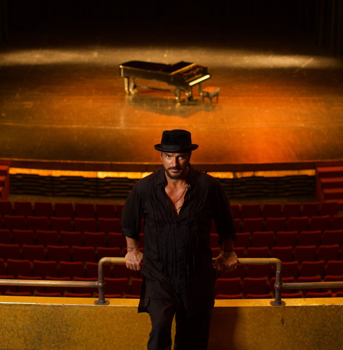 “Arjona regresa: nuevo disco, nueva gira y una promesa personal llamada&nbsp;Seco”