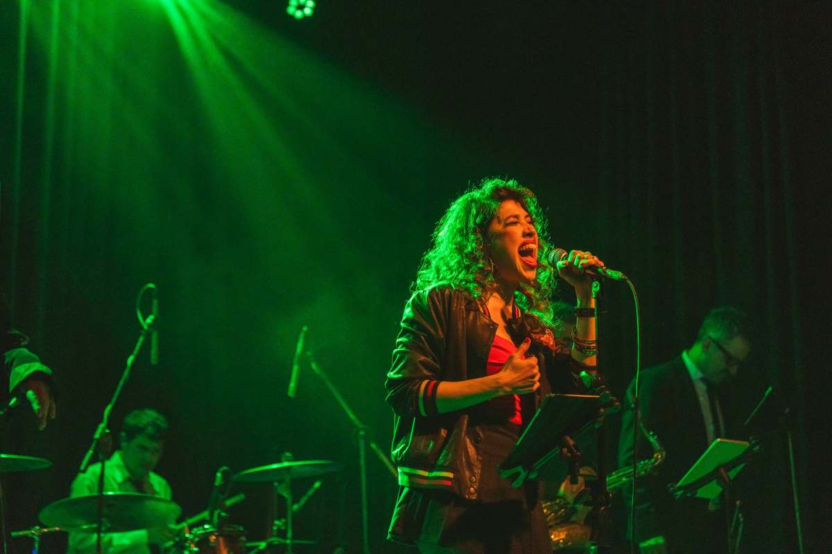 Mariú Fernández en La Tangente: un debut que dejó huella y prendió fuego al&nbsp;escenario